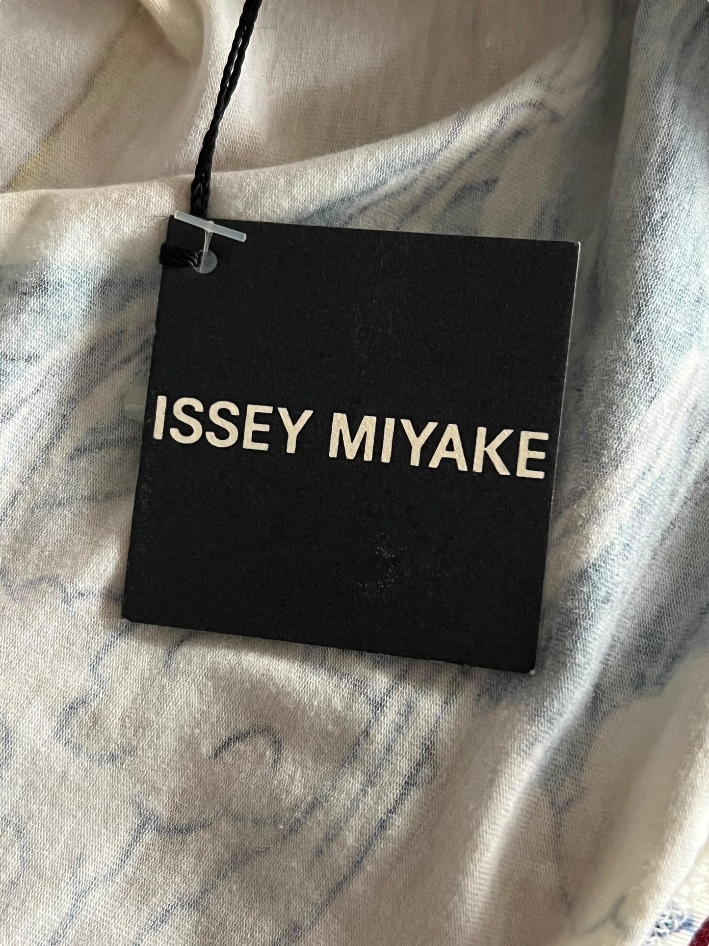 ISSEY MIYAKE Scenic Print Camisole Top (S)