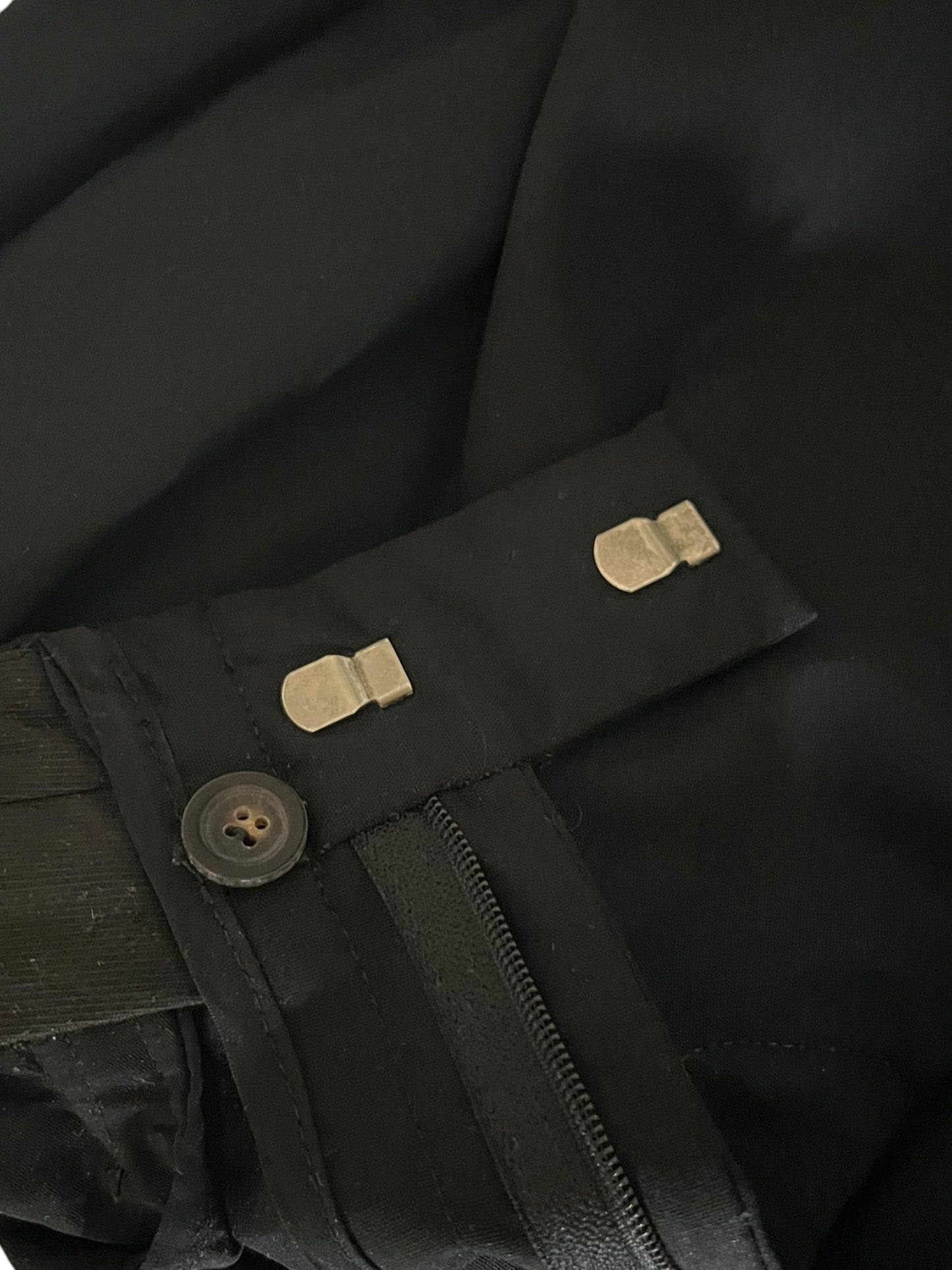 GUCCI by Tom Ford S/S 1999 Black High-Waisted Pants with Adjustable Buckle Detail (M)